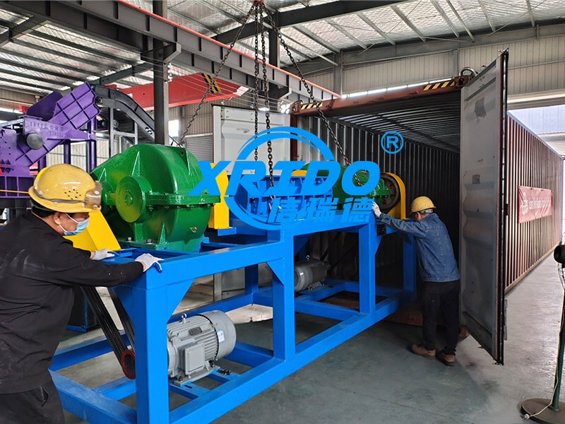 1000 Model Customized Double Shaft Shredder Delivery